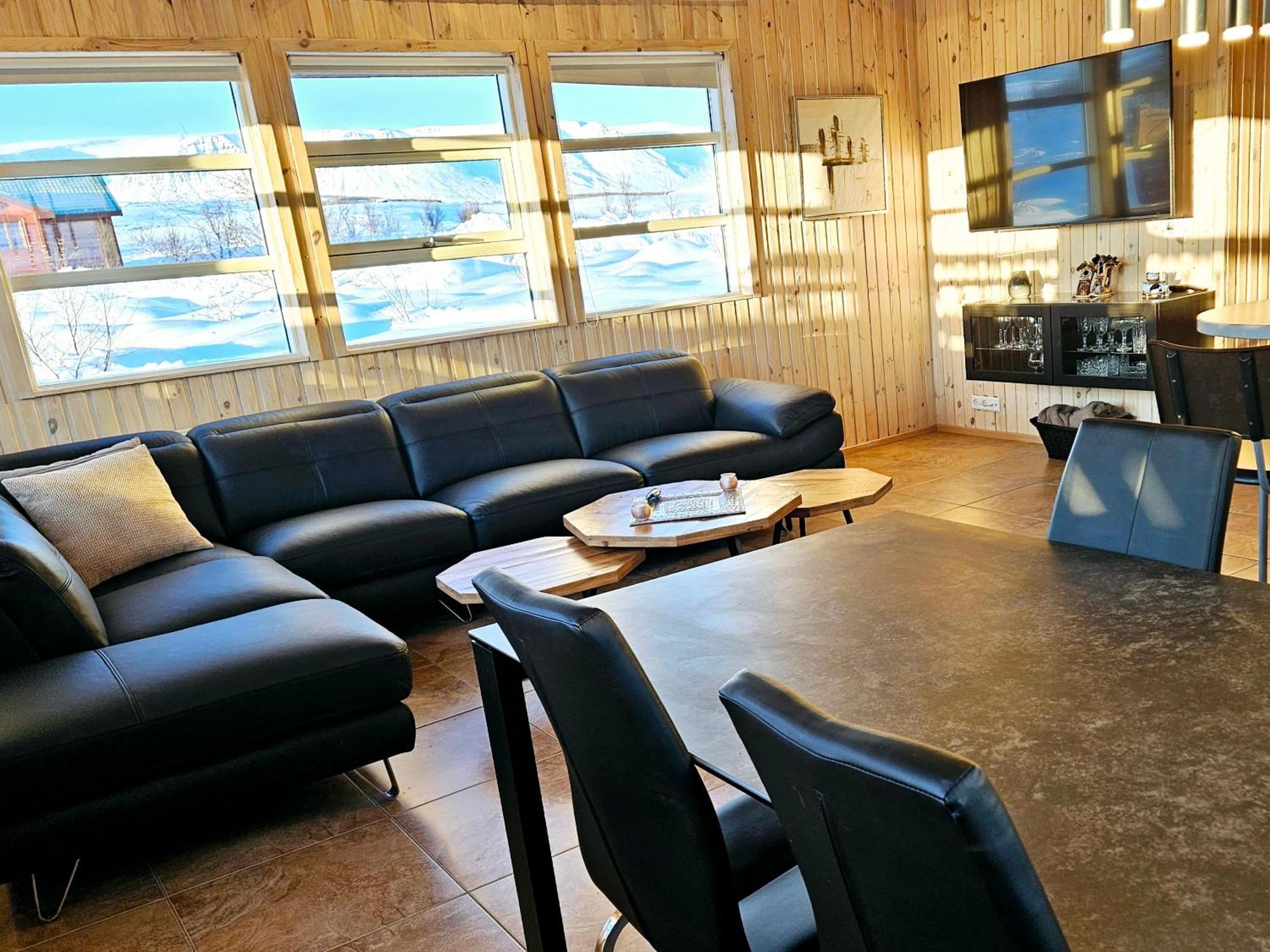 Aurora Vacation Homes Fagravik อาคูเรย์รี ภายนอก รูปภาพ